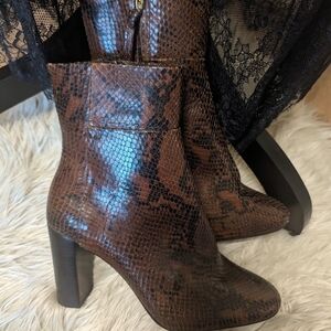 Claudie Pierlot bottine en cuir worn one time